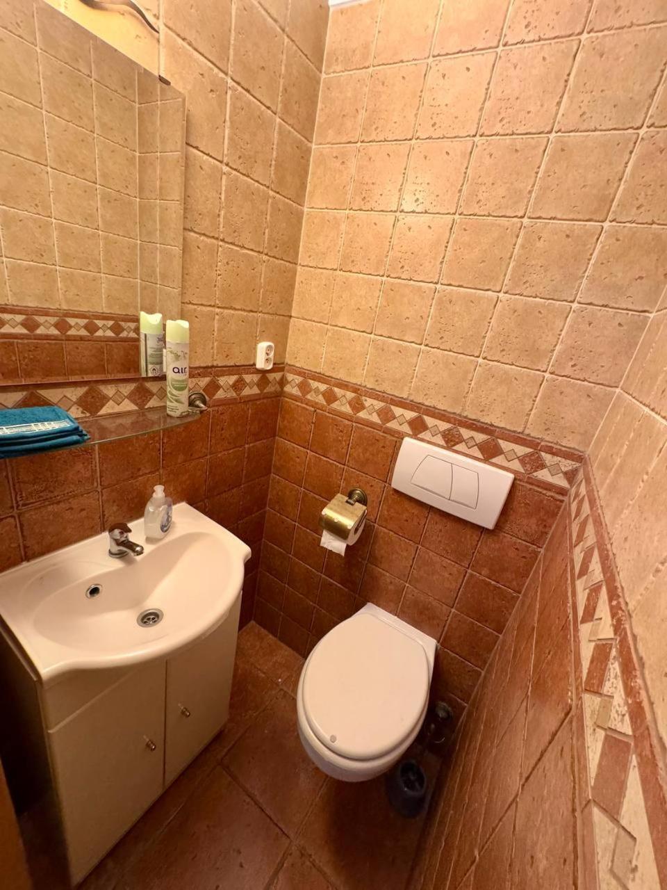 Vector Home Варшава Екстериор снимка